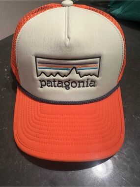 Patagonia Mesh Trucker Cap in Orange and Cream - New with tags